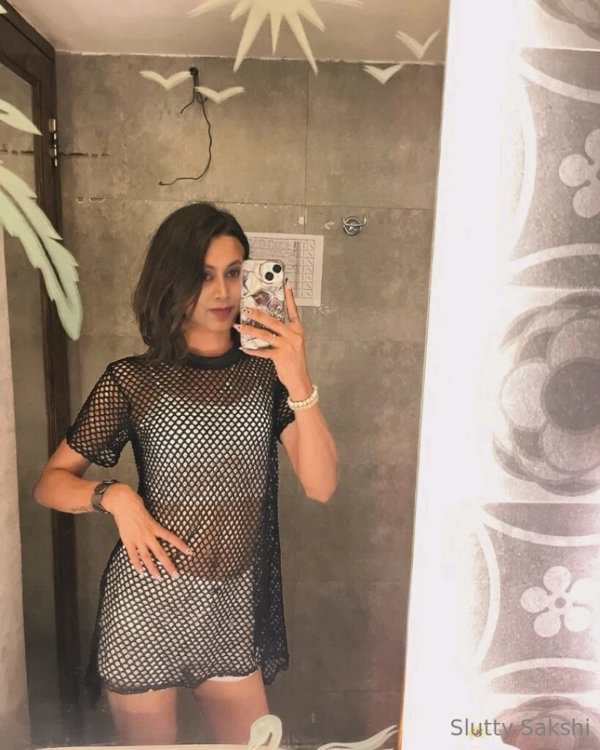 Wish me luck its happy hourrrrr 