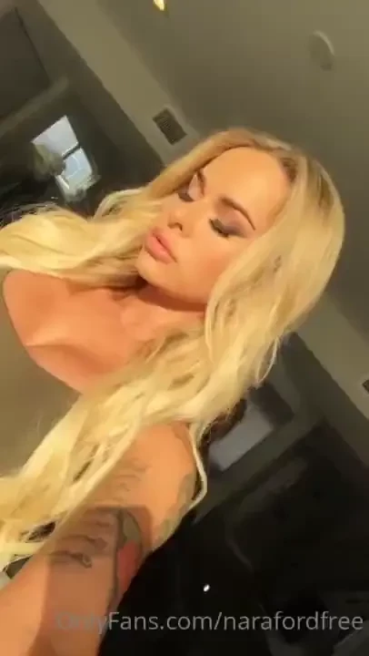 Hey baby tap that like button for me 