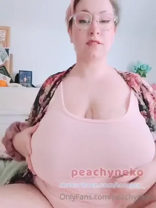 Planning on going live on chaturbate tmrw afternoon im usually on 