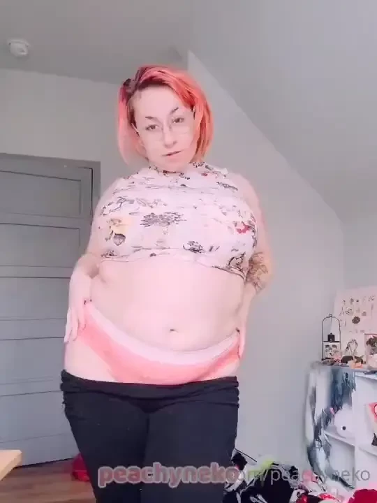 Okayyyyy i think this might be my fave striptease vid i ve ever made 