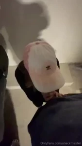 Momma knows how to get me warmed up for the gym