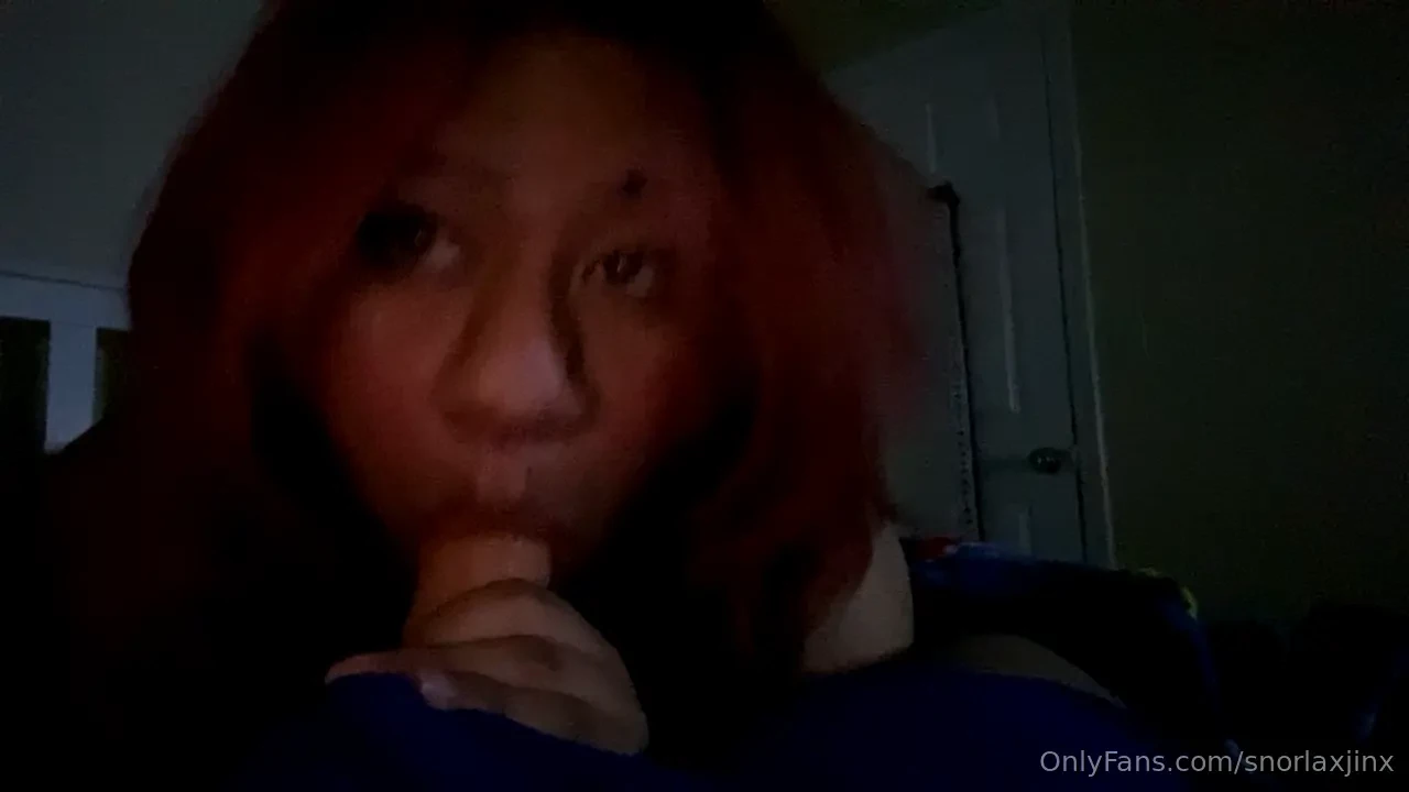 Do i look pretty sucking dick 