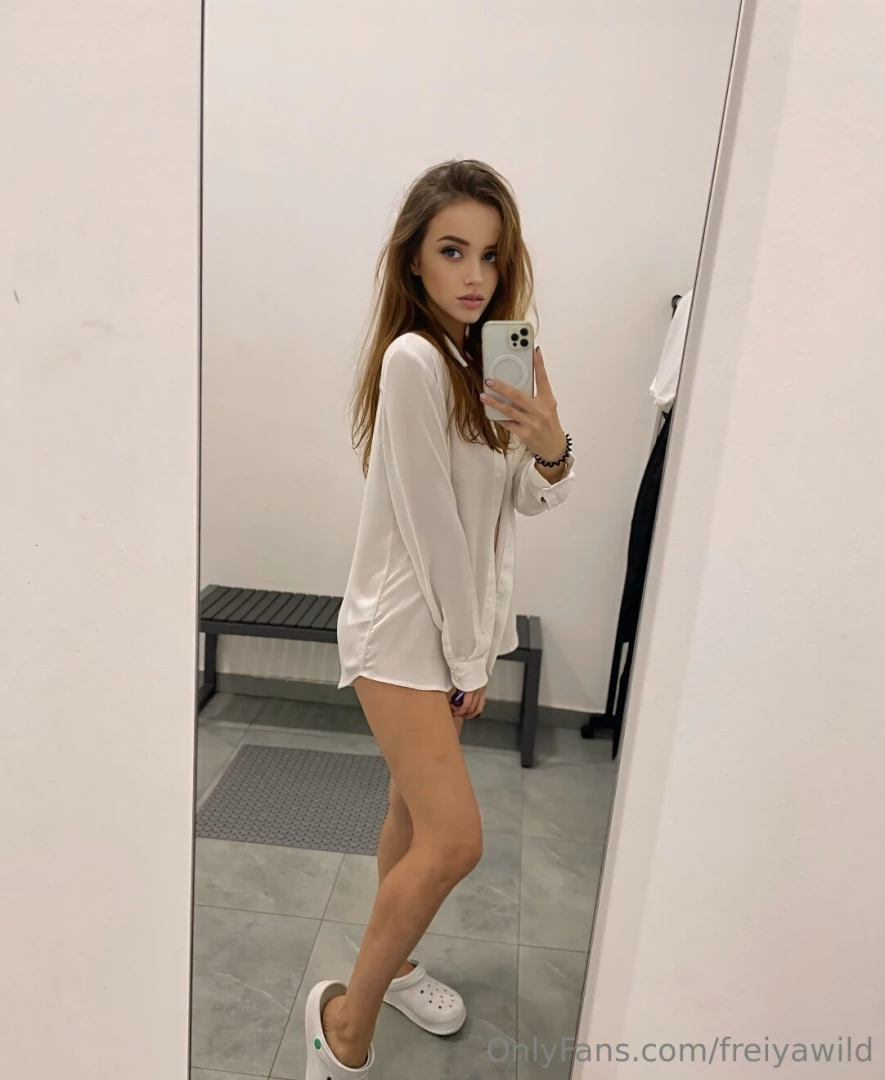 Stop scrolling leriberrry so kinky for her age but she s online now so part 137 