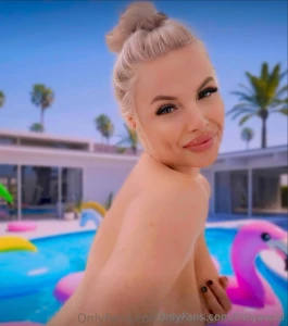 She s online and waiting for you stefanianextdoorgirl this horny part 610