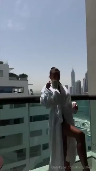 Tip me and see what happens i dare you 