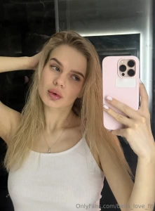 Hello i m sylvia sylwia_laly i m 20 and between lectures i love part 108