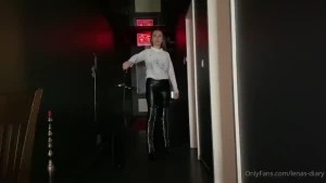 Behind the scenes 1