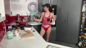 Live cooking up something delicious for you to drool over or you can