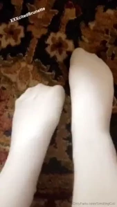 How cute are my toes in these white socks
