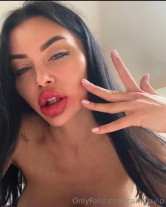Do you want to know why i have such big and plump lips