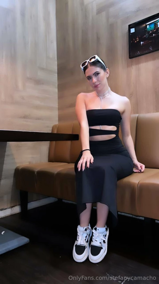 If you could describe the power of black outfits in one word what 