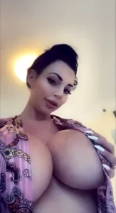 Message me i m online all day part 1