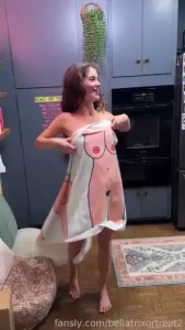 I was cracking up when i saw this towel i obviously had to do a part 4