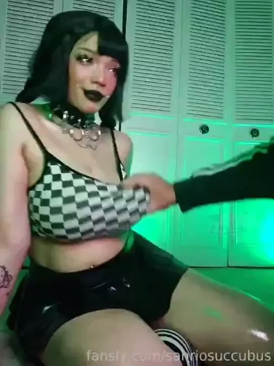 Submissive play thing uwu sanriosuccubus thickthighs bigboobs bigtits part 1 