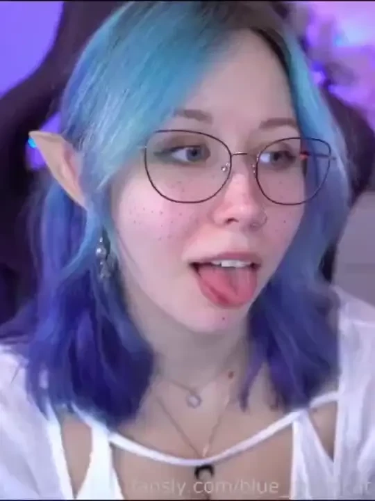 I rarely do ahegao but here you go 3 tiktok elf petite curvy bigtits 