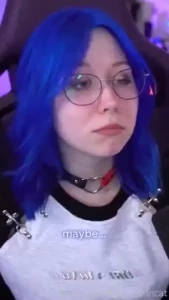 Goth mommy blue jiggly tittydrop petite curvy bigtits bigboobs bigass