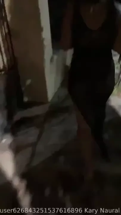 Este dia fuimos a la playa y pasamos comer con mi pareo trasparente part 5 