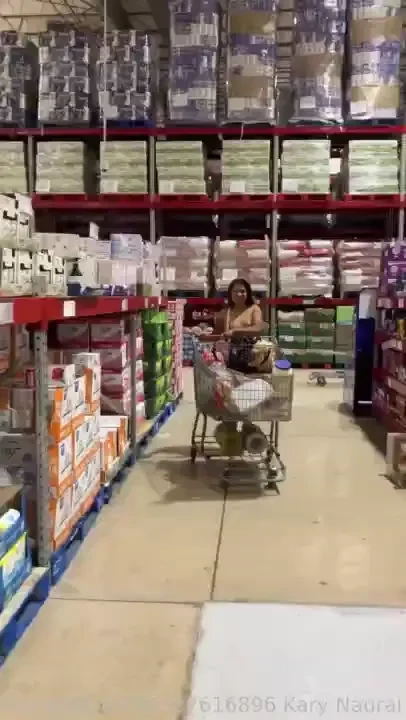 Muchos nudistas me critican porque me gusta el exhibicionismo pero yo part 3 