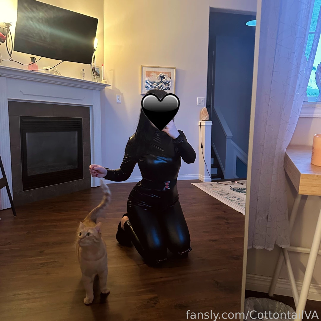 Starting out the month of february right with a sexy latex body suit 