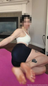 Ok be honest are any of you into feet no judgement here i can see the