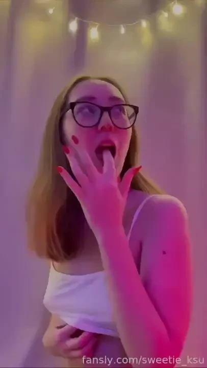 I like to lick my fingers after masturbation fyp virgin pussy student 