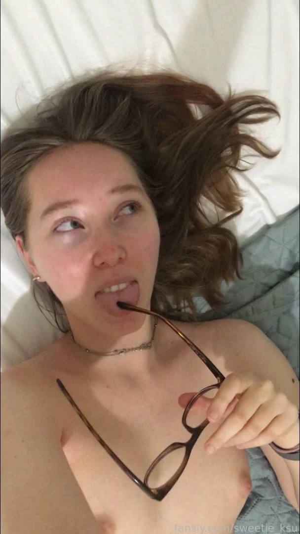 What are you thinking about right now fyp pussy littlegirl brownhaired 