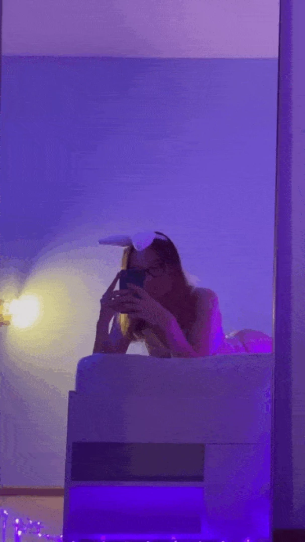 I know exactly what you re looking at it s my cute cat ears right 