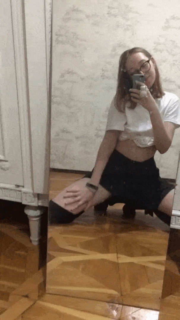 Look at this babe https fansly com sweetie_ksu she has the most 