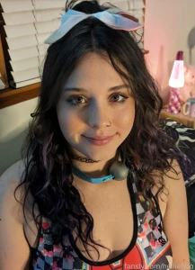 Sweet hollie boo loves sucking dick and getting face fucked while