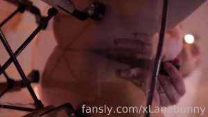 Pussy close to cam