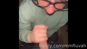 Lunchtime bj amp hand job i m getting so good at stroking it bbw