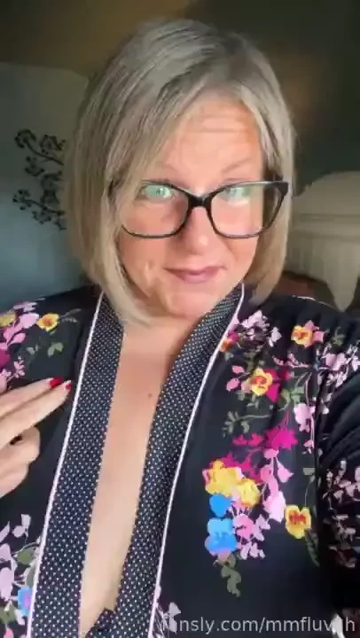 Cougar mom nude fuckme over30 homemade bbw whore nipples bigboobs 