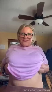 You ve had a long day enjoy my tits to unwind tease nsfw bigtits milf