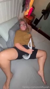 Full length i got a new back massager and you know i had to try it on