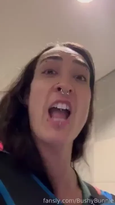 Todays pee-venture it is not easy to find a toilet in the city i part 5 