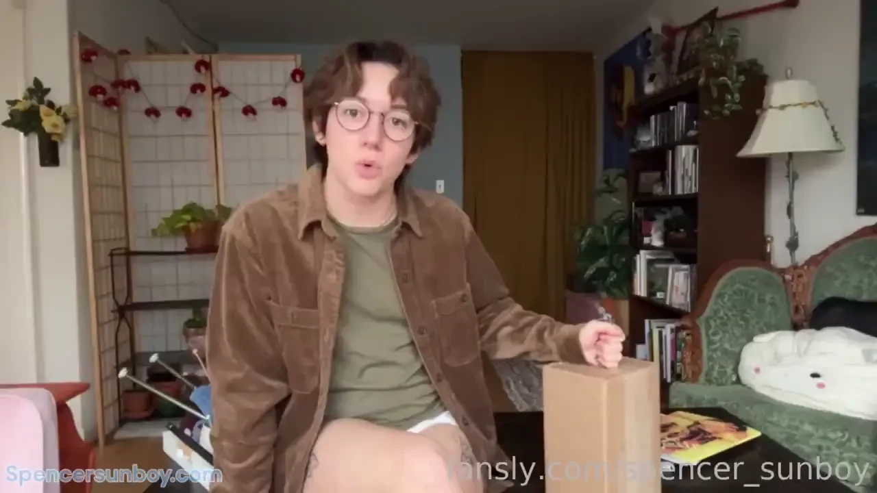 New unboxing video unboxing a large philco from strange bedfellas okay 