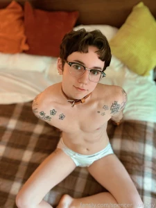 Wanted new pics for me pfp and header on here and took some other part 4