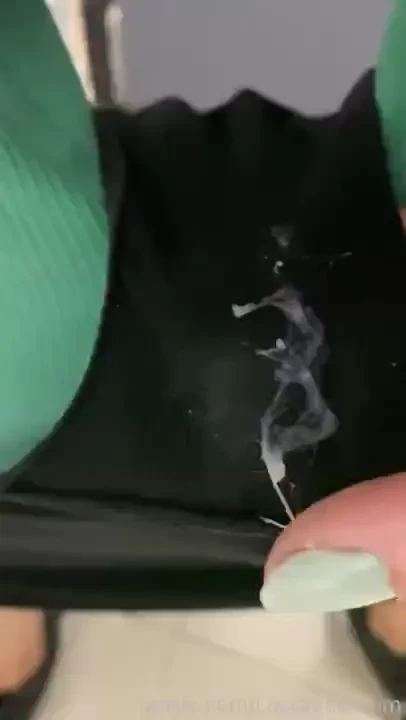 Well would you just look at that lovely fertile pussy juice all in my 