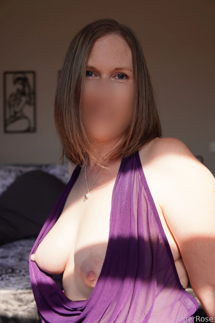 Coming out into the light fyp amateur milf tits bigtits mommy lingerie part 2 