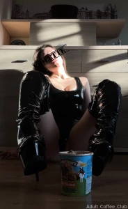 Tell me how to eat ice cream properly i need your help i can t handle part 1