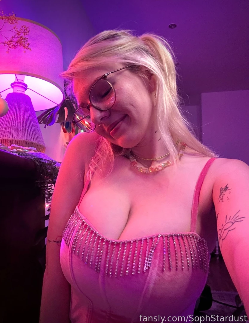 Cheeky 5 minute lo-fi asmr clip in my timeline tip 6 on this post or 