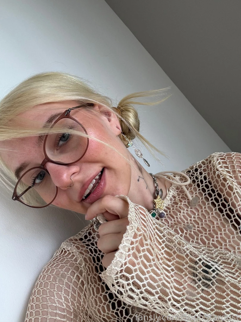 Going to make a new outside photo set today you re going to love it 