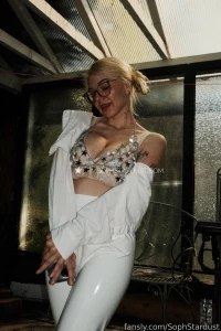 Stardust amp white latex - lewd hd photo set finally in latex again i part 1