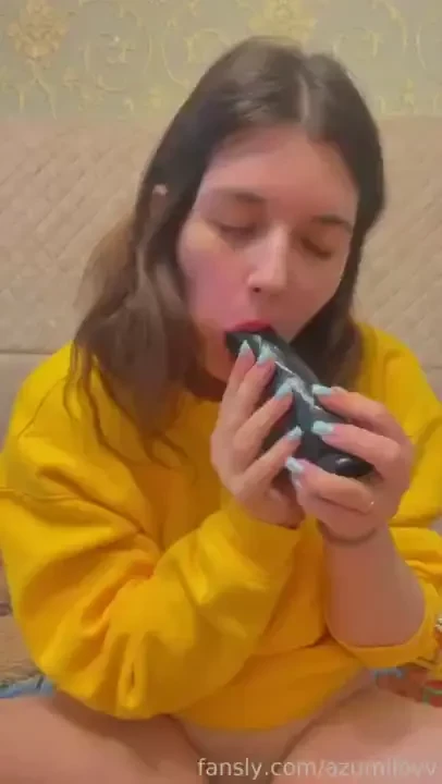 Dildo video i was so bored but when i remembered my favorite dildo a 