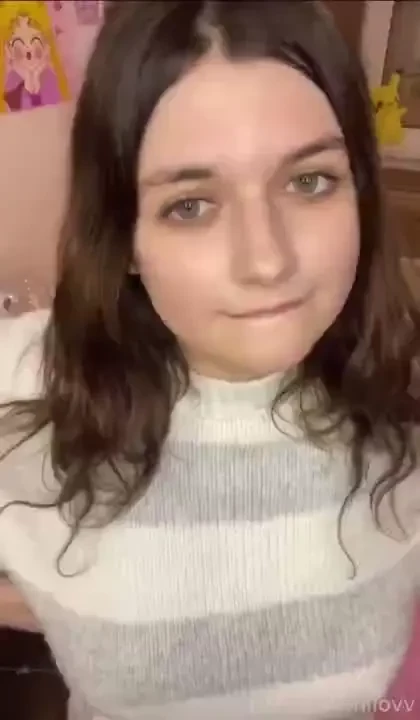 Good morning teen shy bigtits young egirl tiktok curvy dance 