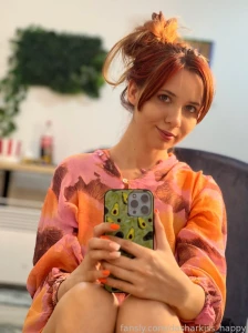 I like to fool around in front of the mirror every time i imagine