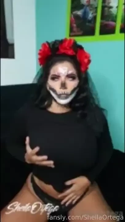 Halloween masturbation 6 minuts long papi bb you must see how this part 2 