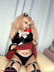 Prepare yourself for tomorrow because i m gonna show you this hot girl