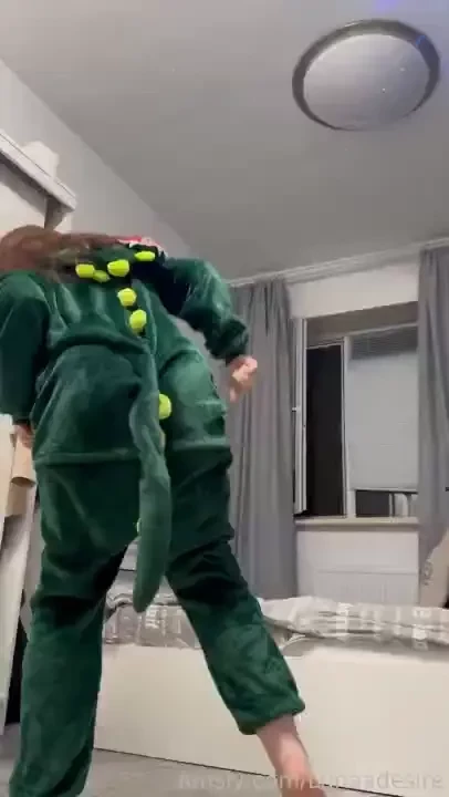 I hope it was sexy hahah girlnextdoor gamergirl nerd babyface 