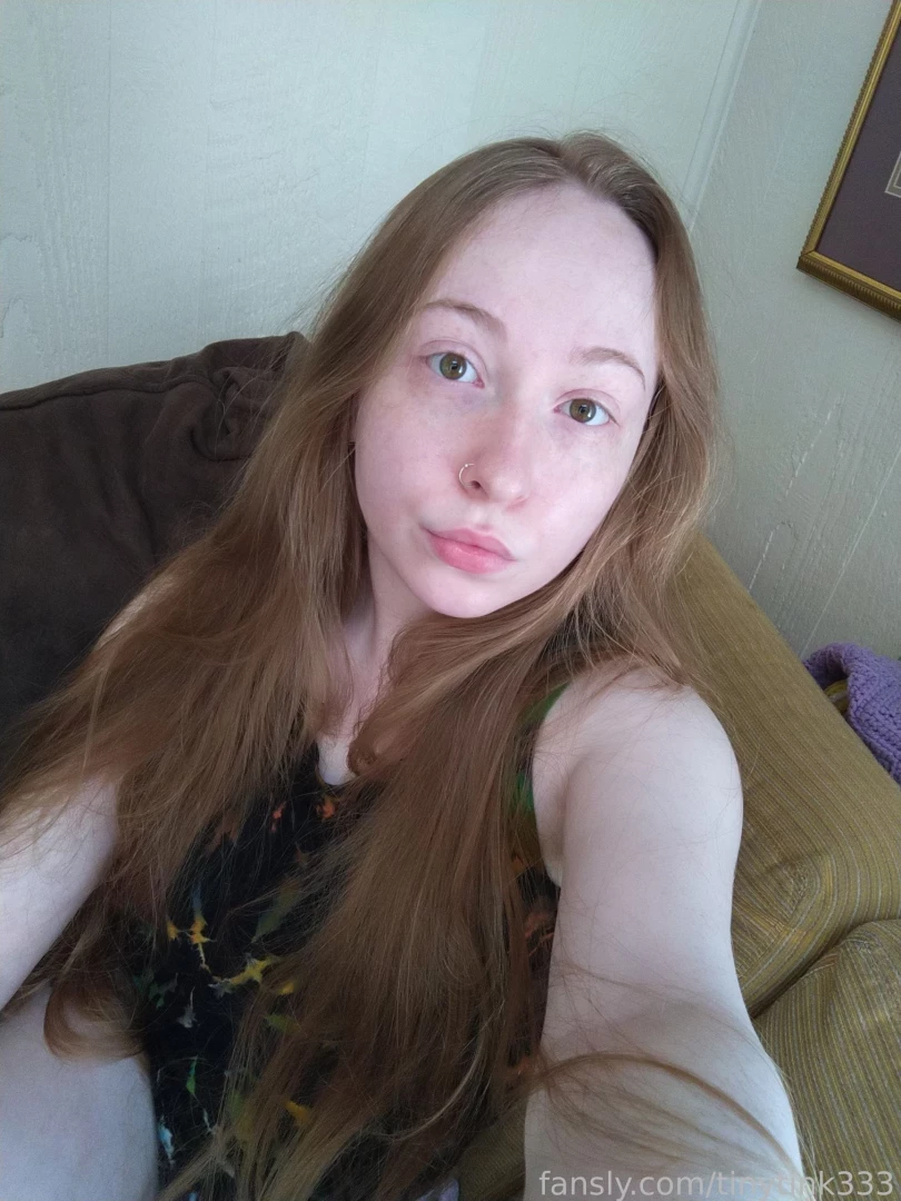 Fyp cute adorable natural nomakeup hippie longhair sexy hot redhead 